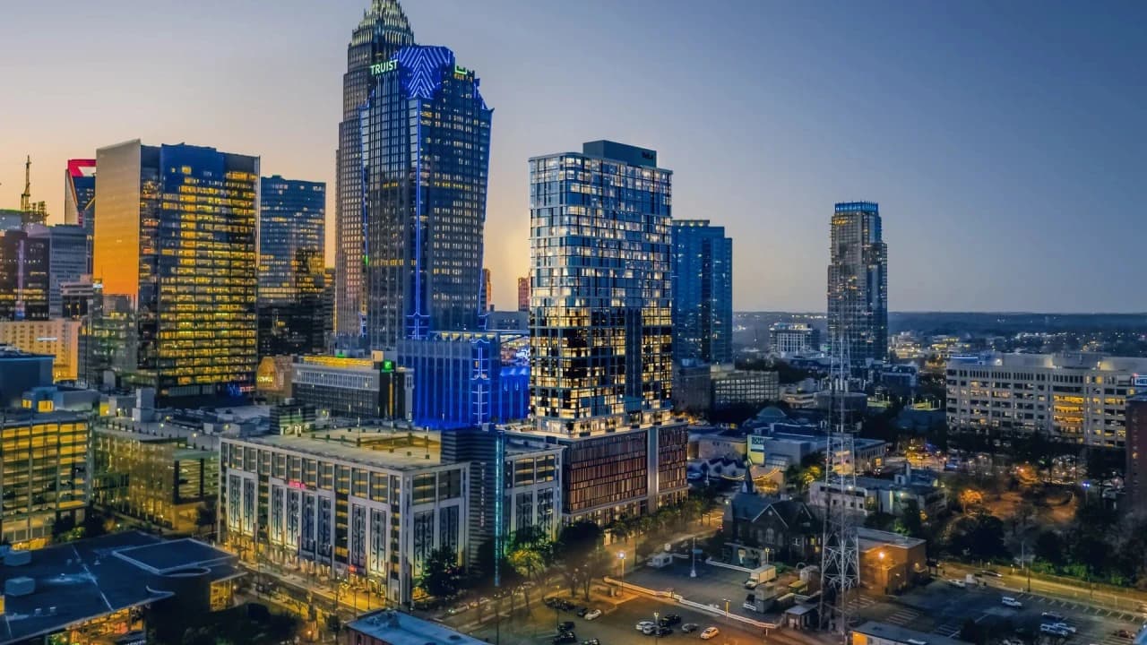 Portada: The 2026 Housing Balance: Why Charlotte and Atlanta Stand Out in the New U.S. Investment Cycle