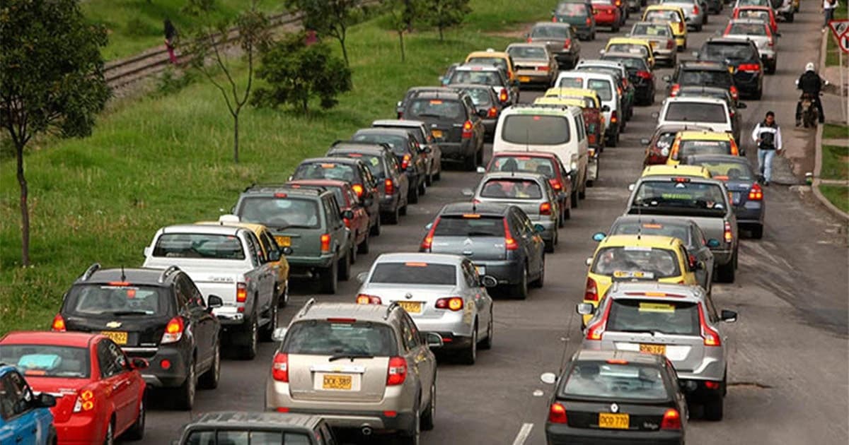 Portada: Multas e inmovilización en carretera en 2026: los documentos y requisitos que debes revisar antes de Semana Santa