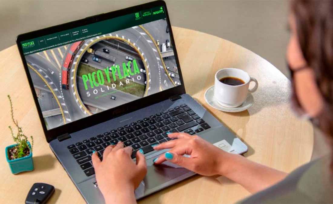 Portada: Guía paso a paso del Pico y Placa Solidario 2026: Cómo obtener el permiso por un día y evitar la multa de $522.900